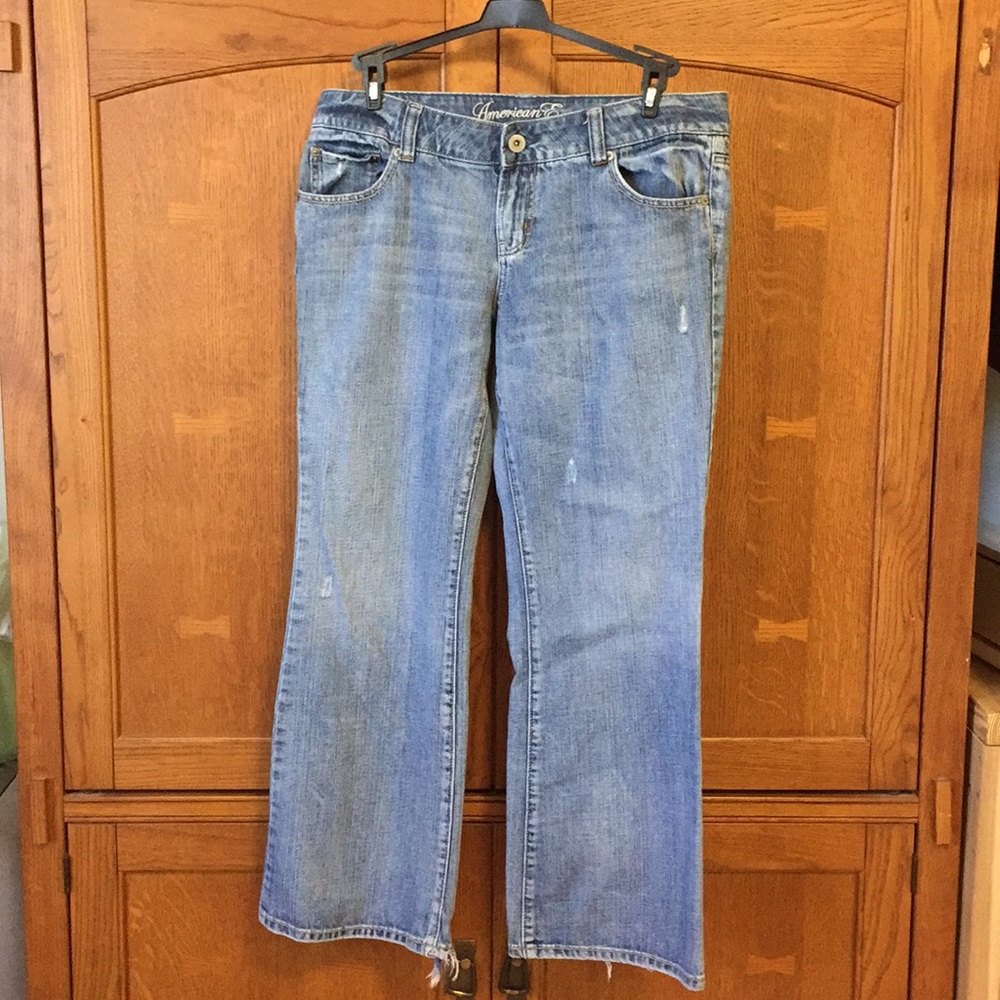 American Eagle 12P Favorite Boyfriend jeans